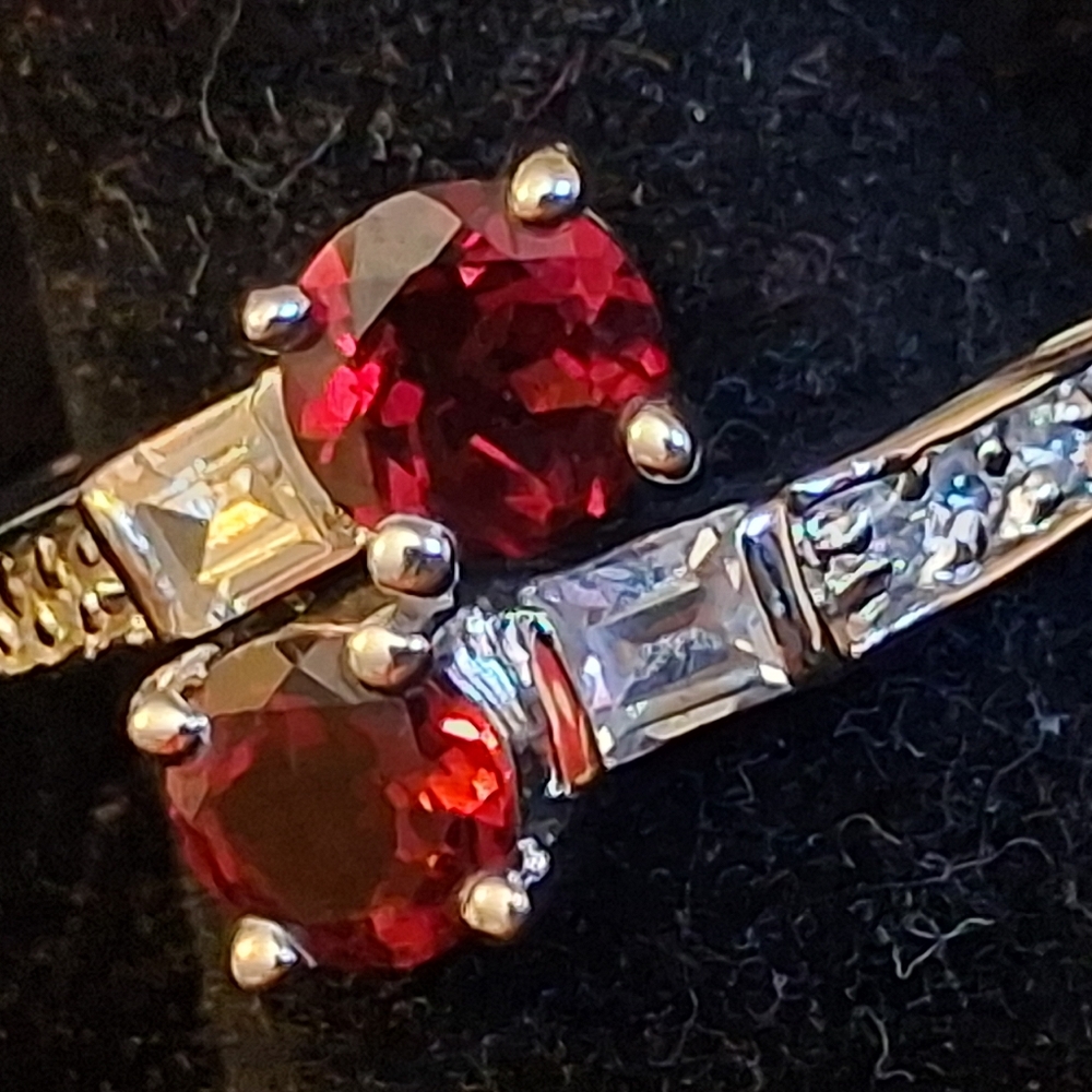 Sterling Silver Women's Ring With Faux Garnets And Faux Diamonds Size 10 3/4